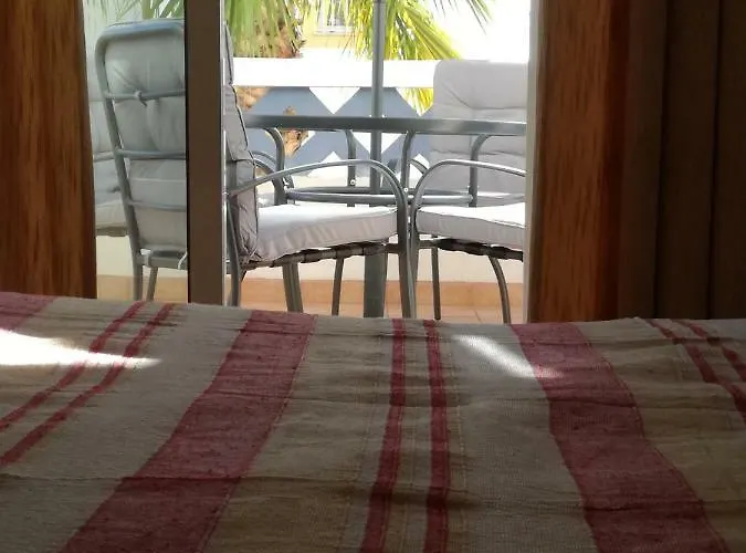 Serenity House アパート